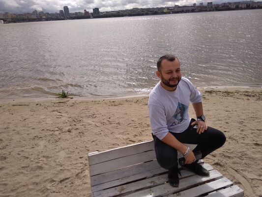  ,   Valter, 36 ,   ,   , c 