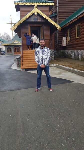  -,   Vahe, 37 ,   ,   