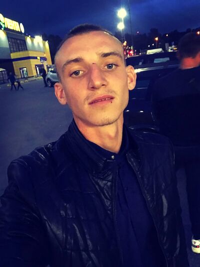 ,   Alex, 26 ,   ,   , c , 
