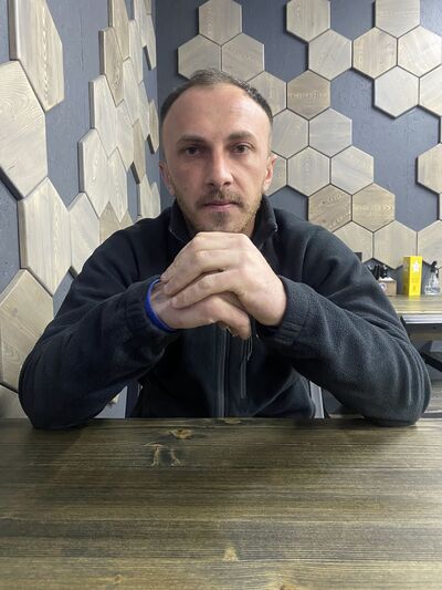  ,   Robert, 30 ,   ,   