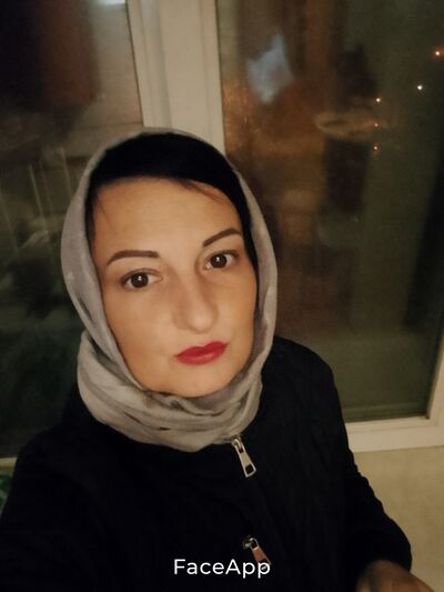  ,   Lilia, 48 ,   ,   