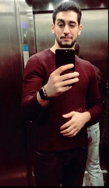  ,   Hovanes, 32 ,   ,   