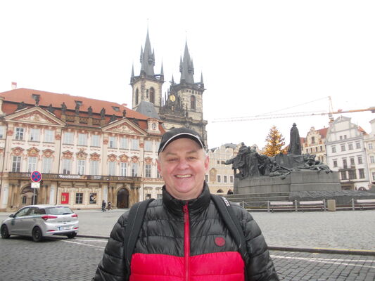  ,   Albert, 62 ,   c 