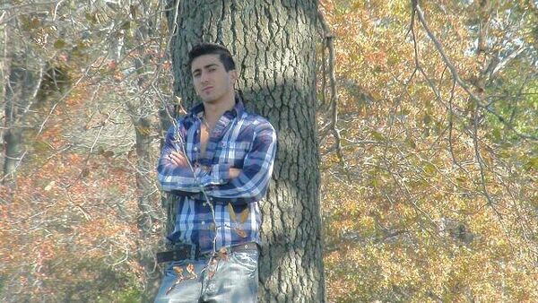  ,   Emre, 34 ,   