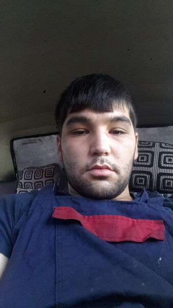 ,   Zuxriiddin, 30 ,   