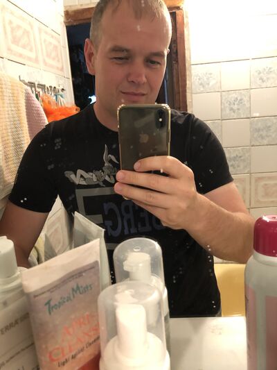  ,   Artem, 41 ,   ,   
