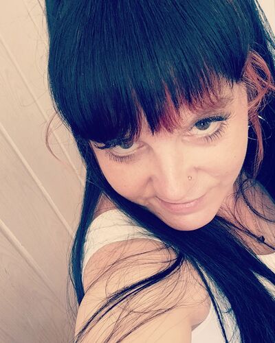  ,   Lana, 40 ,   ,   , c , 
