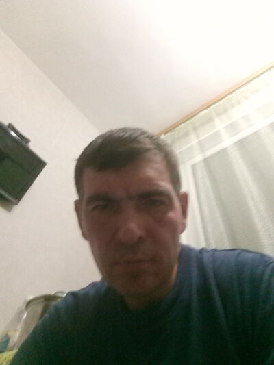  -,   , 52 ,  