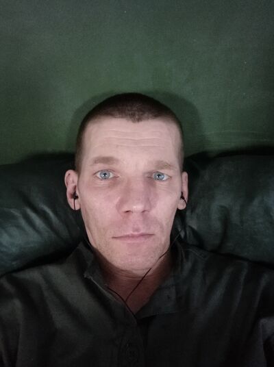  ,   Denis, 47 ,   ,   