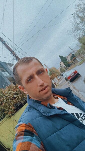  ,   Serji, 32 ,   ,   