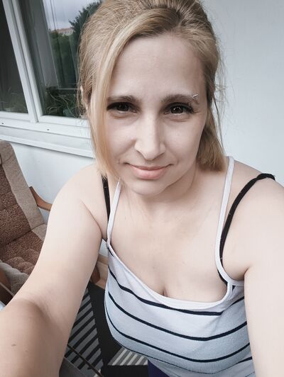  Zory,   , 42 ,   c , 