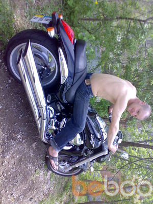  1529800  Sergey, 49 ,    