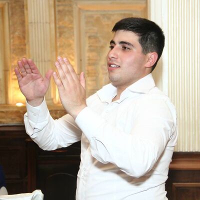  ,   Vahe, 34 ,   