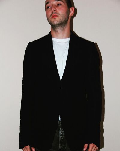  ,   Sam, 27 ,   ,   