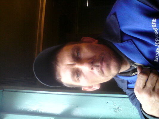  ,   Max, 44 ,   