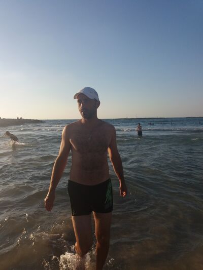  ,   Arthyr, 44 ,   ,   , c 