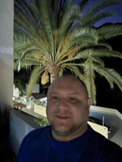  ,   Ruslan, 43 ,   ,   , c , 