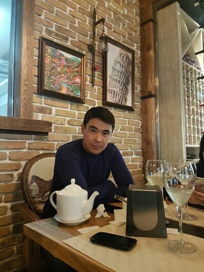  ,   Erzhan, 38 ,   ,   , c 