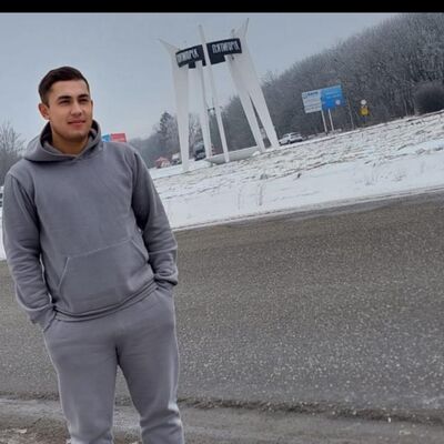  --,   Serdar, 31 ,   ,   
