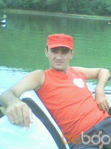  ,   Demis, 44 ,   ,   , c 