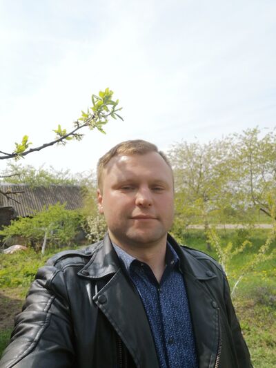  ,   Artur, 39 ,     , c 