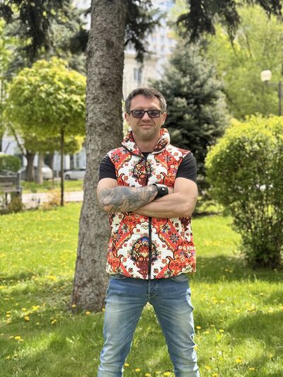  ,   Alex good, 38 ,   ,   