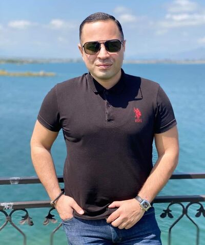  ,   John, 43 ,   ,   