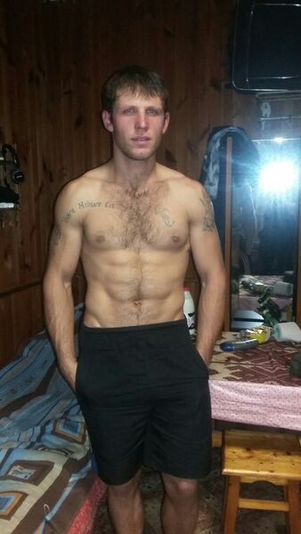  ,   Den, 33 ,   ,   