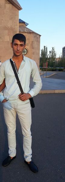  ,   Hrach, 30 ,     , c 