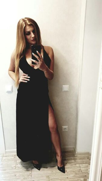  ,   Escorts, 39 ,   ,   , c 