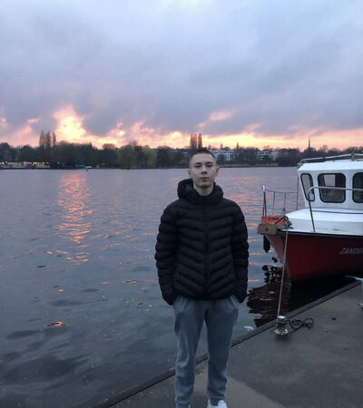  Warszawa,   , 20 ,   ,   