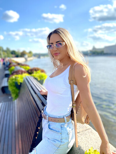  ,   Dasha, 37 ,   ,   