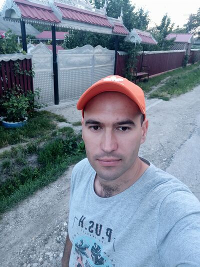  ,   Dorin, 31 ,   ,   