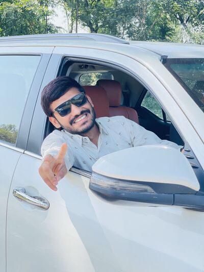  Alajuela,   Bhavya, 27 ,   ,   , c , 