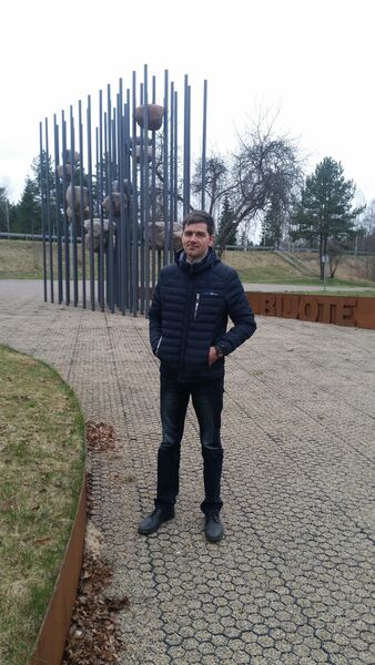  ,   Kestutis, 44 ,   ,   , c , 