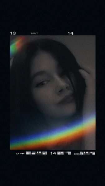  ,   Viktoria, 19 ,   ,   