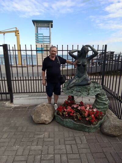  ,   Vladya, 51 ,   ,   