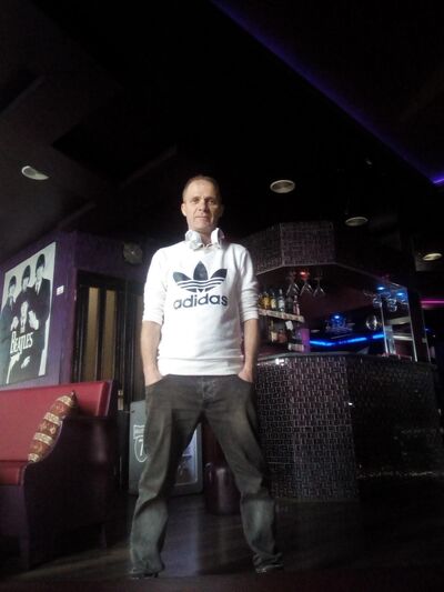  ,   Irakli, 43 ,     