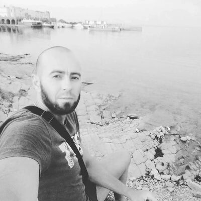  ,   Artem, 41 ,   ,   