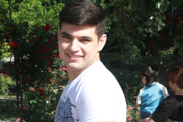  ,   Elchin, 35 ,   , 