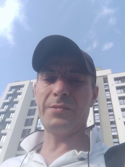  ,   Oleg, 44 ,   ,   