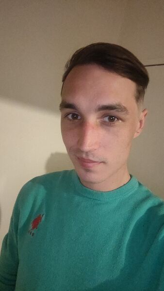  ,   Artur, 26 ,   ,   