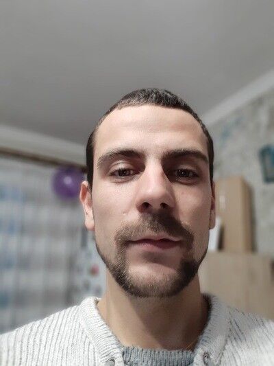  ,   Sergei, 33 ,   ,   , c 