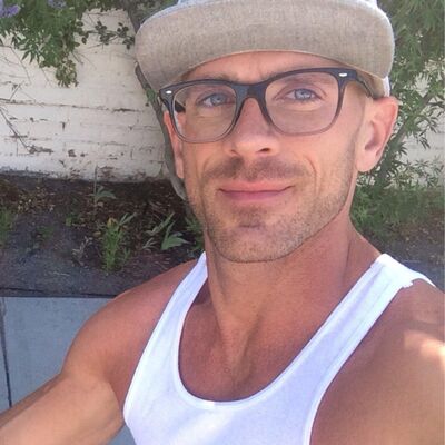  ,   Johnny Sins, 33 ,   ,   , c , 