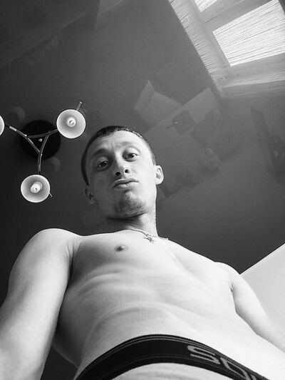  ,   Aleksei, 31 ,  