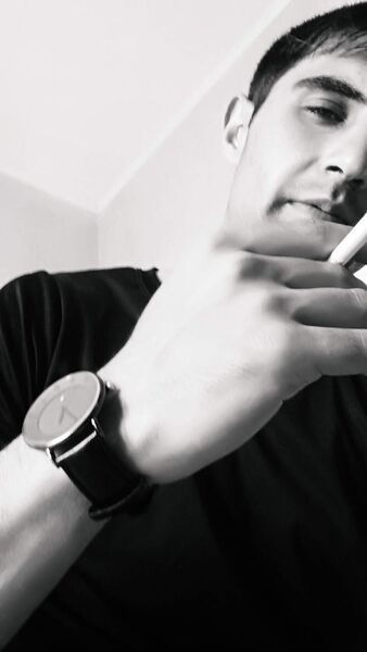  ,   Edvard, 30 ,     
