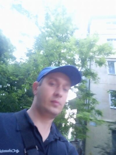  ,   Tudor, 41 ,   ,   , c 