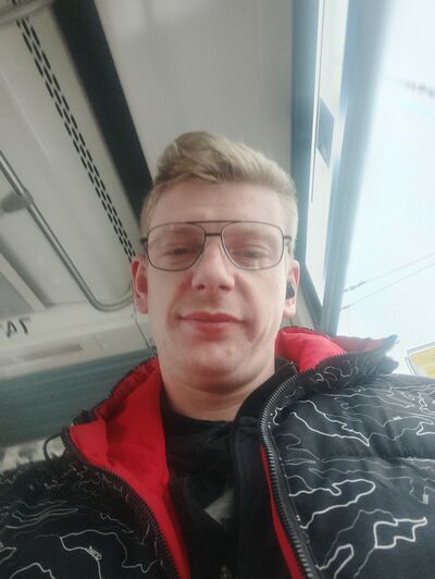  ,   Kevin, 26 ,   ,   