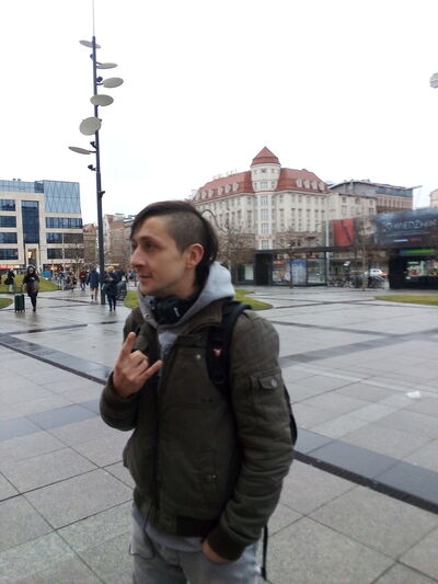  ,   Taras, 35 ,   ,   , c , 