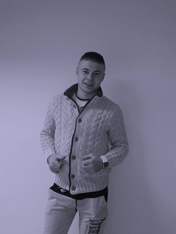  ,   Dinu, 35 ,   
